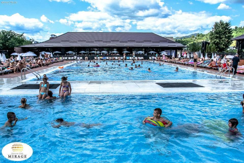 Mirage Resort & Spa Vişeu de Sus Eksteriør billede